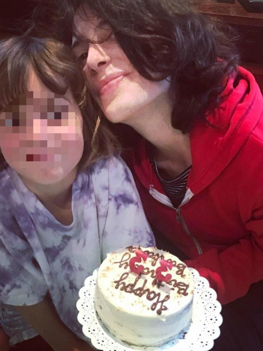 June y Bárbara Lennie, en el primer cumpleaños de la actriz que celebraron juntas.