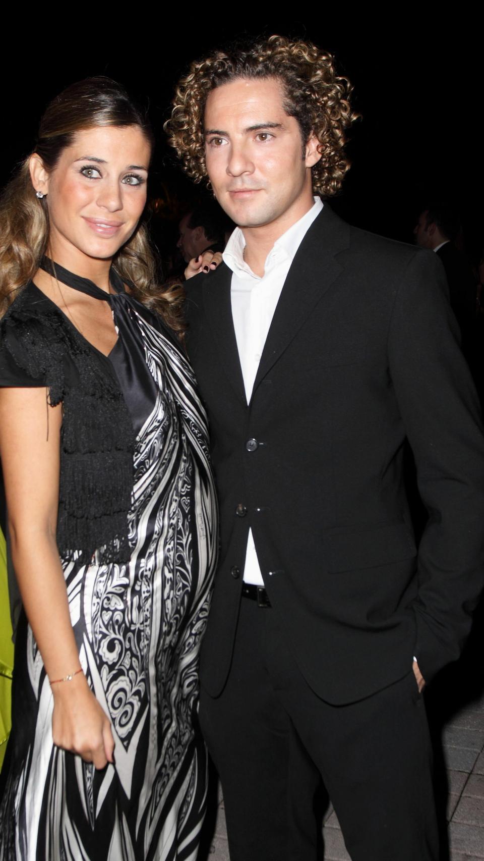 Elena junto a David Bisbal.