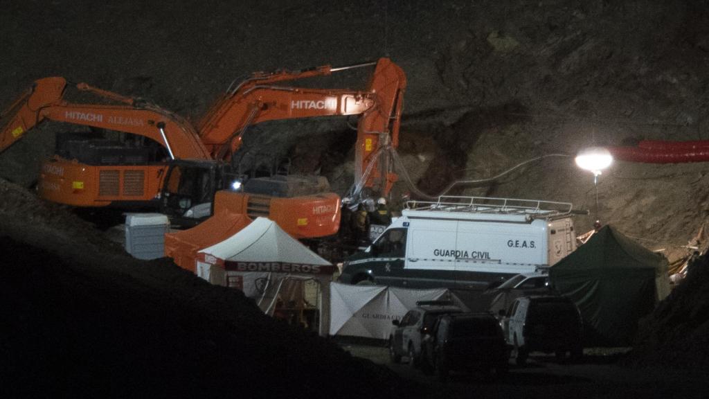 Los rescatadores trabajan sin descanso para rescatar a Julen