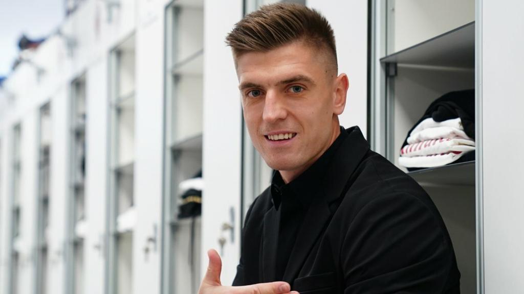 Piatek, delantero polaco del Milan. Foto: Twitter (@acmilan)
