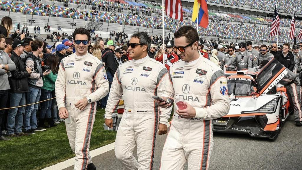 Los integrantes del equipo Acura Team Penske. Foto: Twitter (@Rolex24hours)