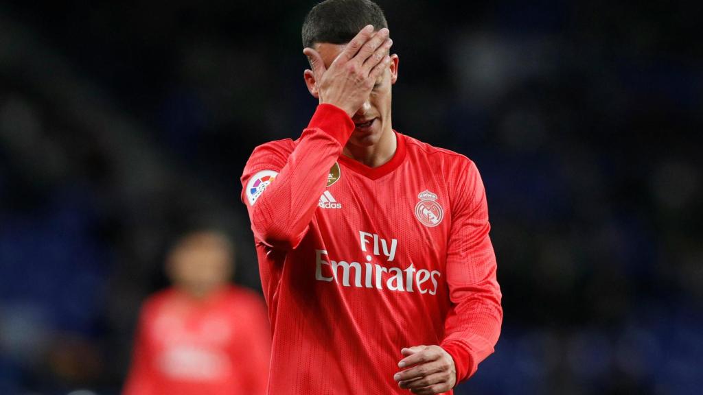 Lucas Vázquez se lamenta de una ocasión fallada