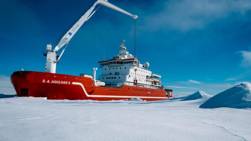 El 'Agulhas II', el buque que persigue el rastro de la nave de Shackleton.
