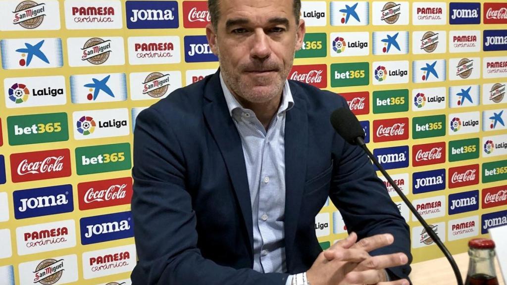 Luis García Plaza en rueda de prensa. Foto: Twitter (@VillarrealCF)