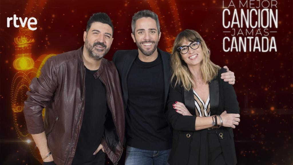 Tony Aguilar, Roberto Leal y Noemí Galera.