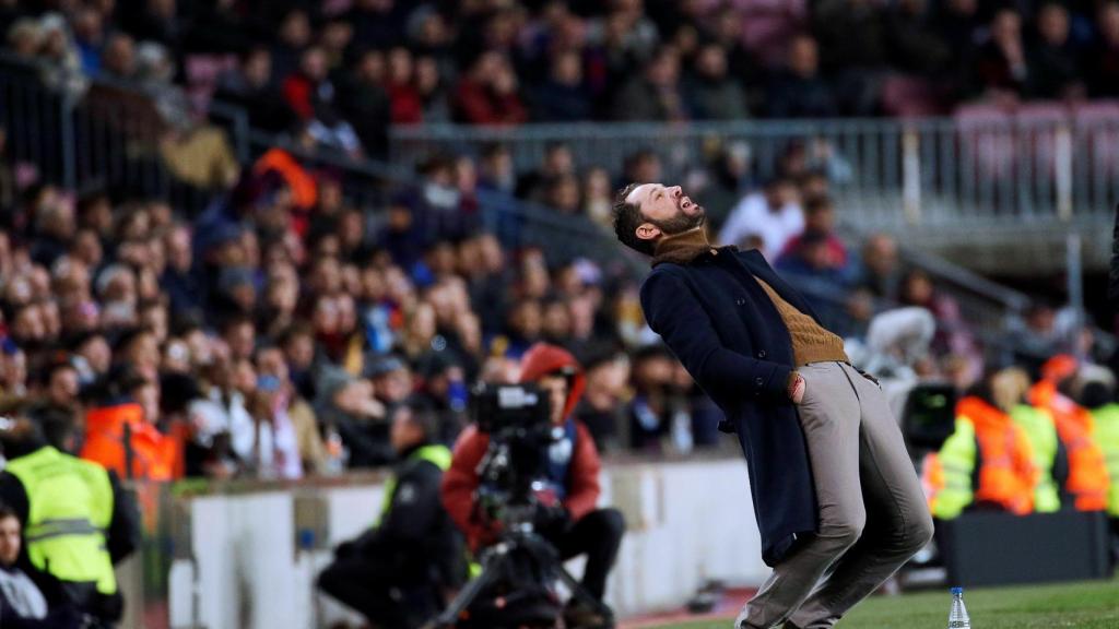 Machín en el partido de Copa del Rey ante el Barcelona