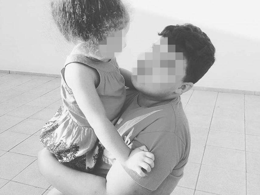 A la derecha, Aimar, el pequeño fallecido