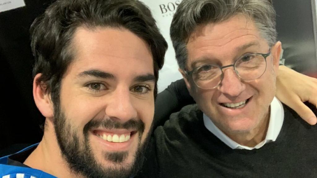 Isco, junto a Chendo. Foto: Twitter (@isco_alarcon)