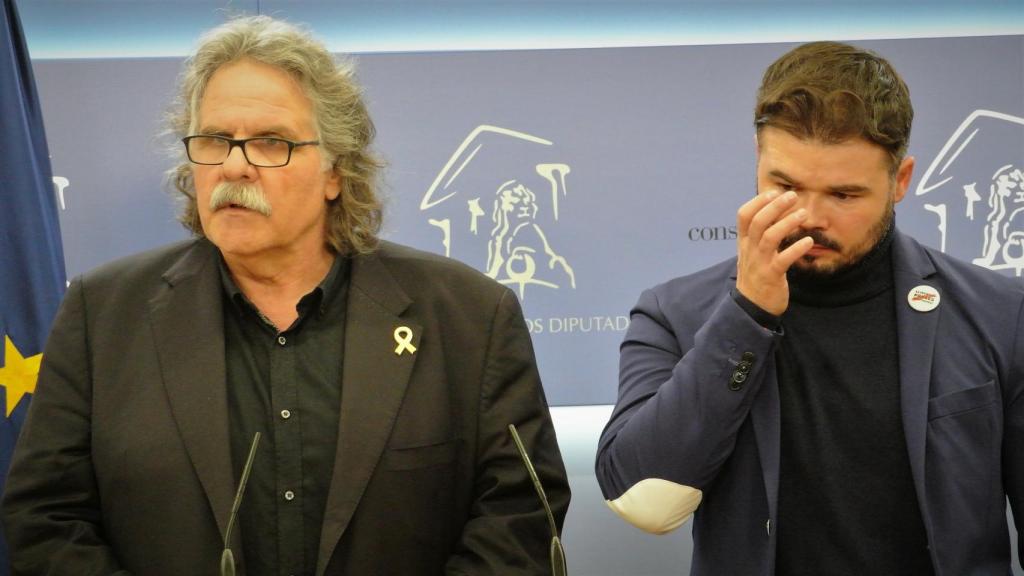 Joan Tardà y Gabriel Rufián, portavoces de ERC en el Congreso, explicando su enmienda a la totalidad de los Presupuestos.