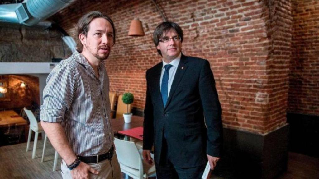 Pablo Iglesias y Puigdemont en una imagen de 2016