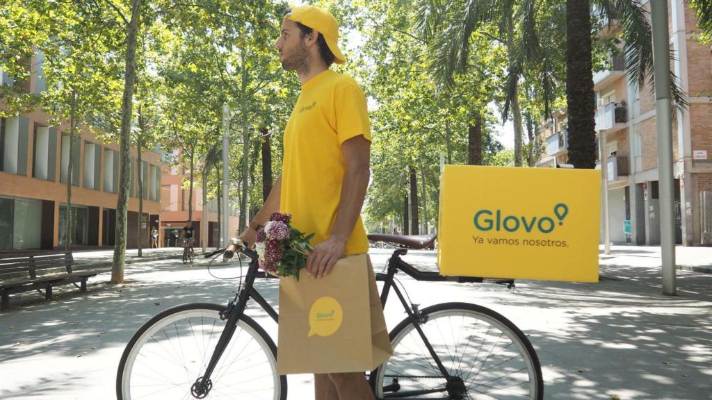 Un 'rider' de Glovo en una foto de archivo.