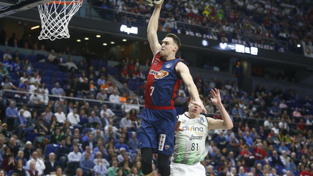 Voigtmann, convierte un mate tras un gran contraataque.