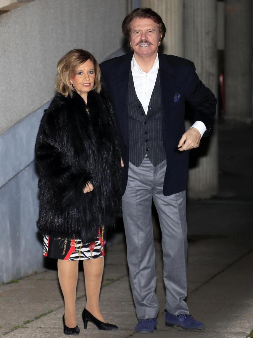 María Teresa y Edmundo continúan su amor en un nuevo hogar.