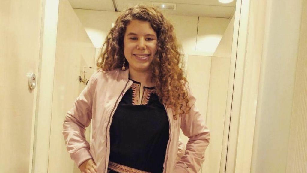 Carla Vigo, sobrina de la reina Letizia, en su foto principal de Twitter.