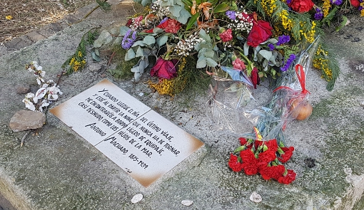 Ian Gibson en Colliure. Foto: Asís G. Ayerbe