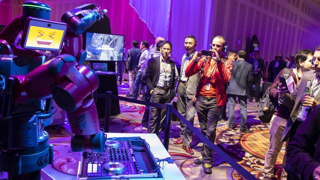Asistentes al Reinvent, el gran evento global de AWS en Las Vegas.