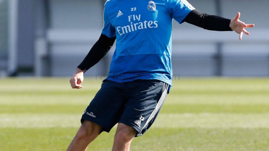 Isco trabaja en solitario