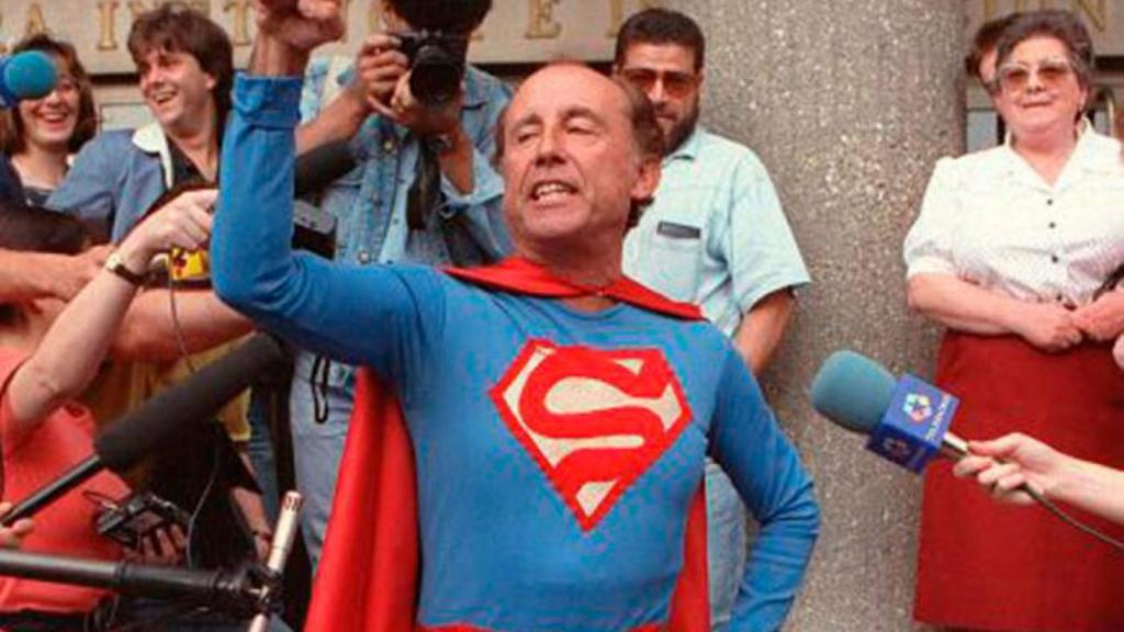 Ruíz-Mateos en otra de sus performances.