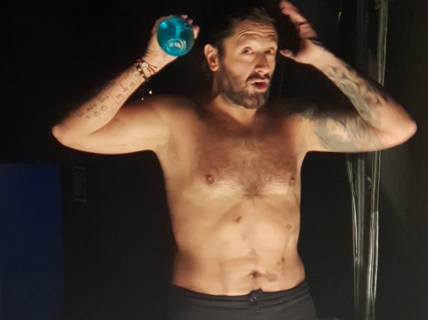 El bailarín habla sin tapujos de los aspectos de su sexualidad y sus gustos.