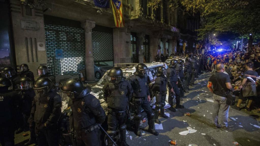 Acoso a la inspección judicial en la Consejería de Economía en Barcelona.