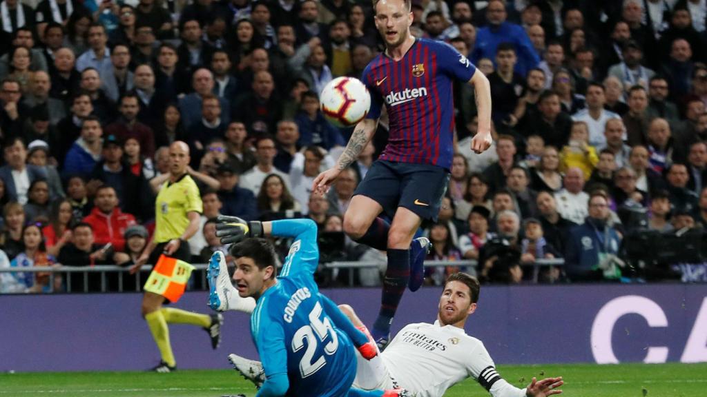 Rakitic dio la victoria al Barcelona en El Clásico contra el Real Madrid