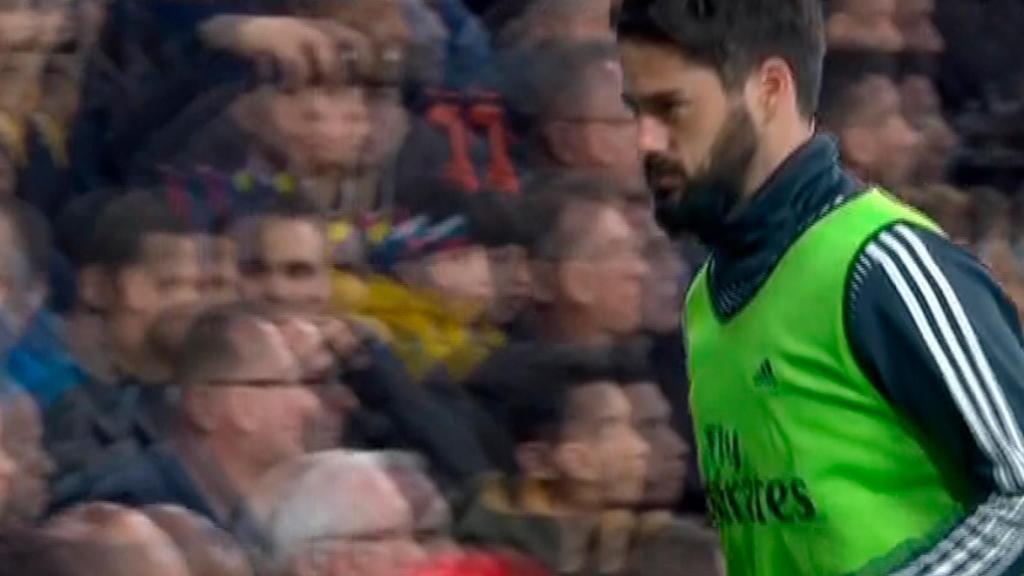 Isco calienta en la banda del Santiago Bernabéu