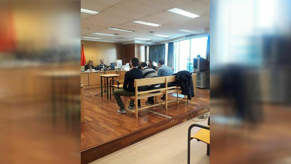 Los condenados, durante el juicio.