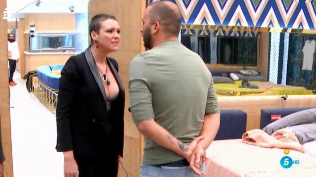 María Jesús y Tejado en una de sus disputas más fuertes.