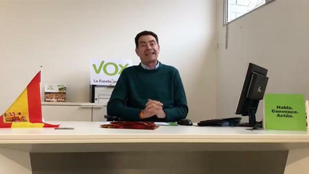 José Antonio durante una declaración en la sede de Vox