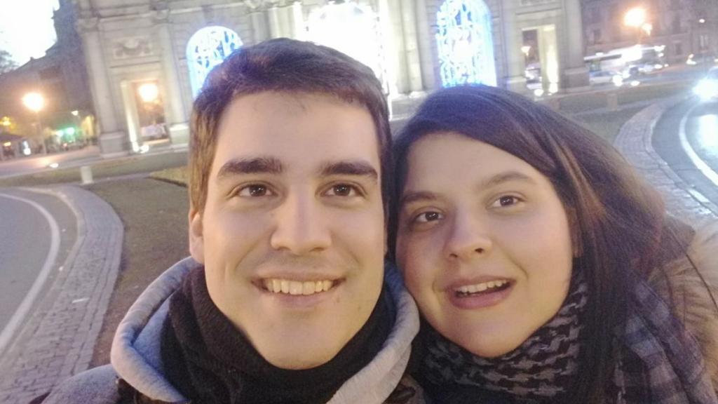 Pedro y su mujer ya han 'salido de cuentas' y están pendientes de cada día del BOE.