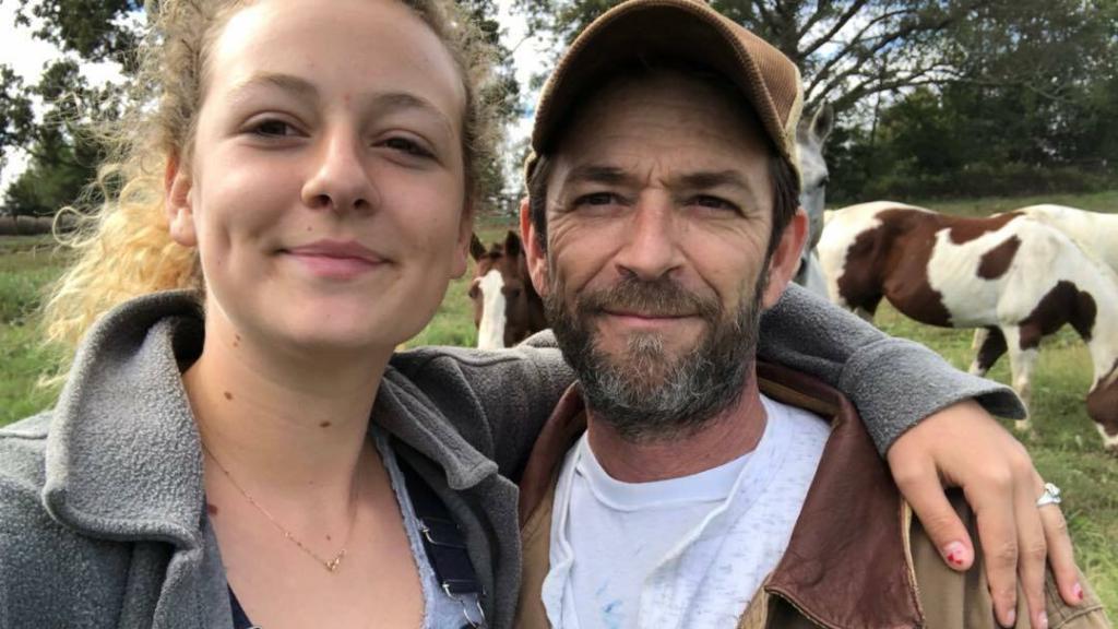 Sophie Perry junto a su padre, en una imagen de sus redes sociales.