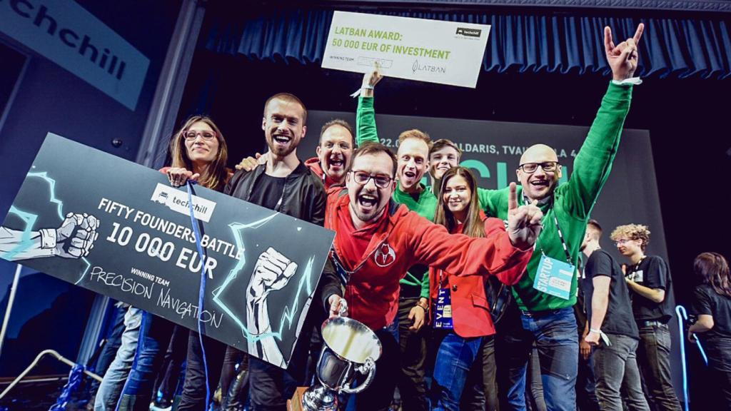 Los vencedores del concurso de TechChill celebrado en Riga (Letonia).