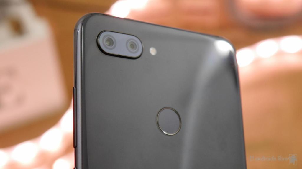 Menudas ofertas en móviles: Xiaomi Mi 8 Lite, Samsung Galaxy S10e…