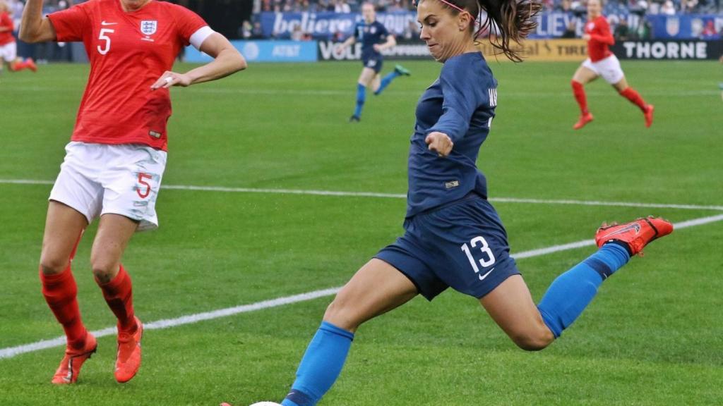 Alex Morgan en un partido. Foto: Twitter (@alexmorgan13)
