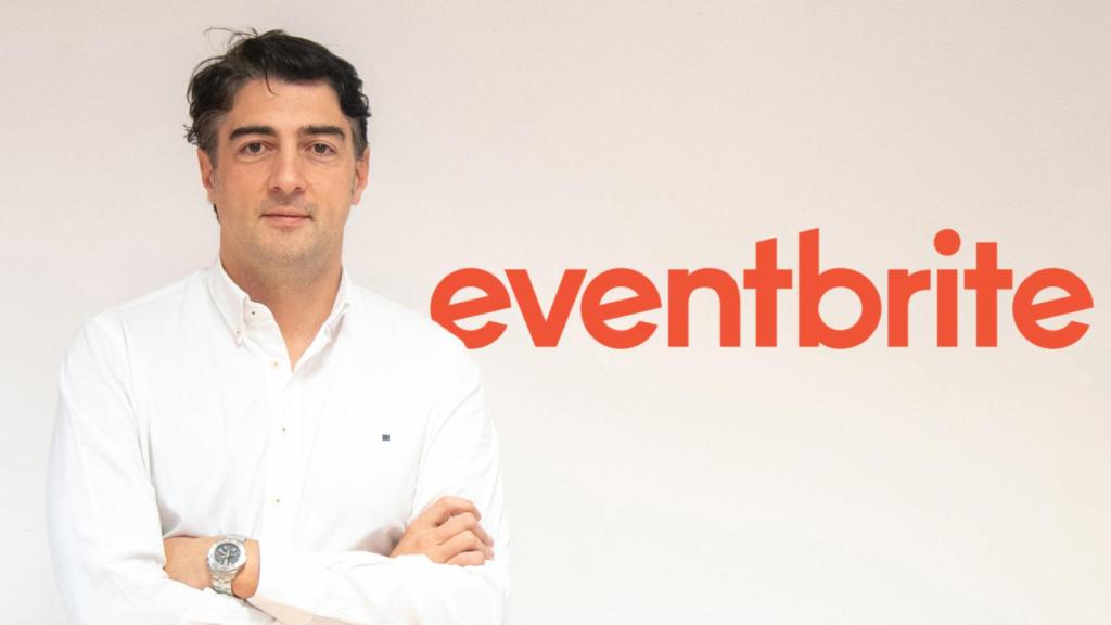 Javier Andrés junto a las oficinas de Eventbrite en Madrid.