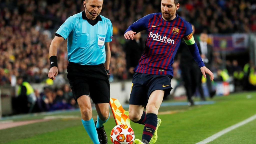 Messi frente al Olympique de Lyon
