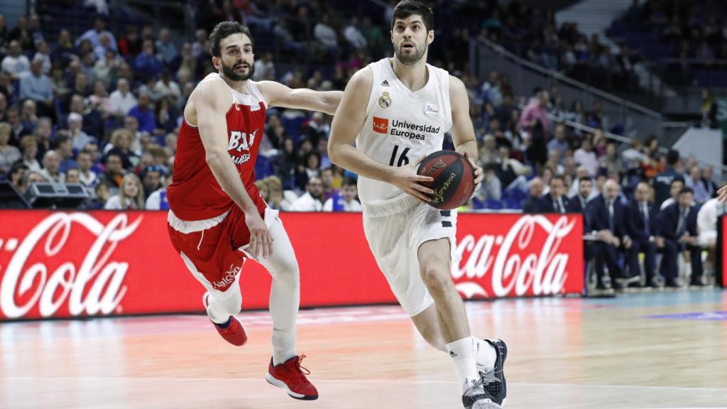 Santi Yusta ante el Baxi Manresa