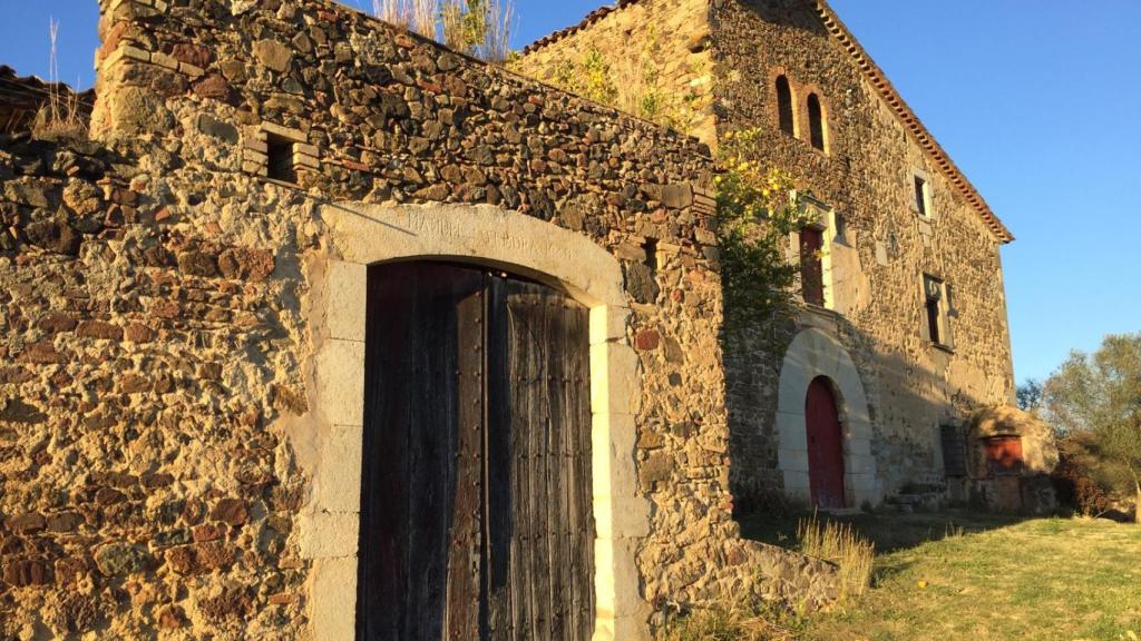 La masía de Can Sendra está incluida en el inventario de patrimonio histórico catalán