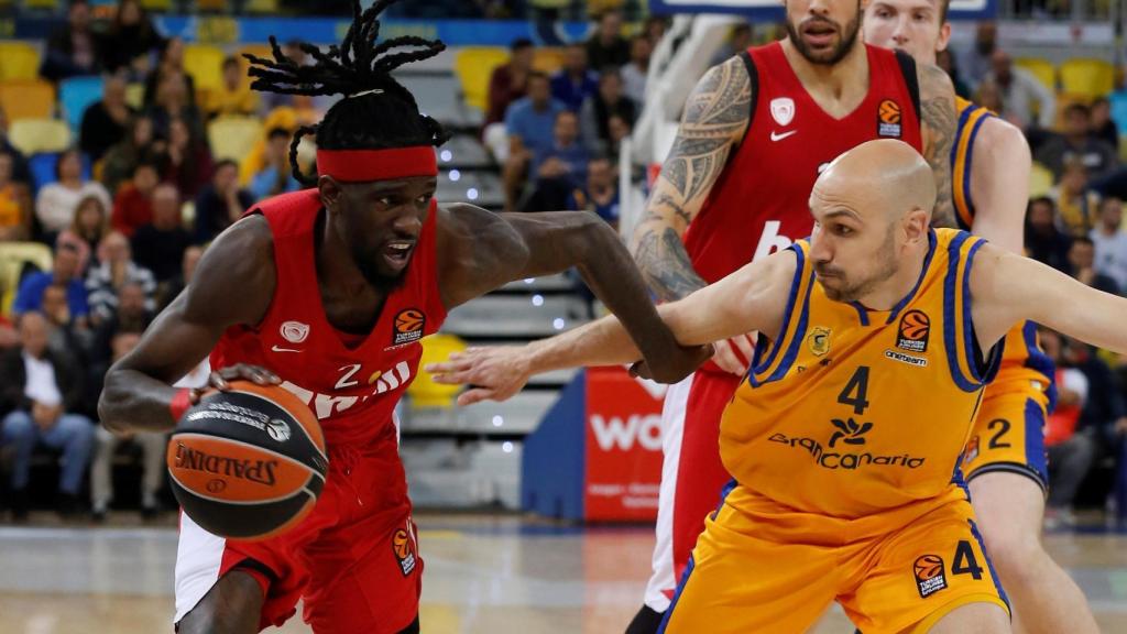 Weber junto a Oliver, durante un momento del partido