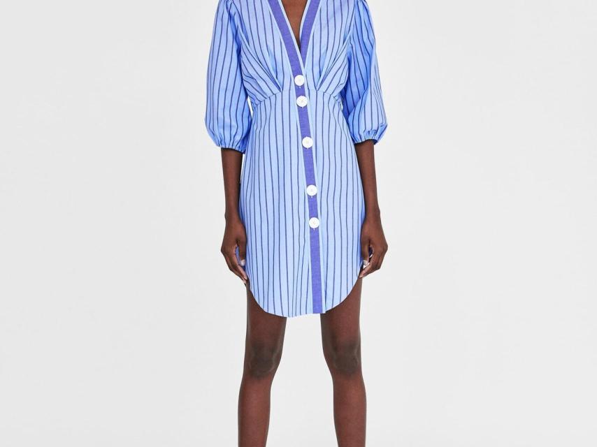 Vestido de rayas de Zara.