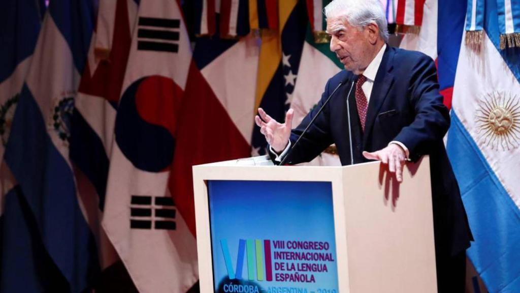 Vargas Llosa durante la inauguración del VIII Congreso de la Lengua Española.