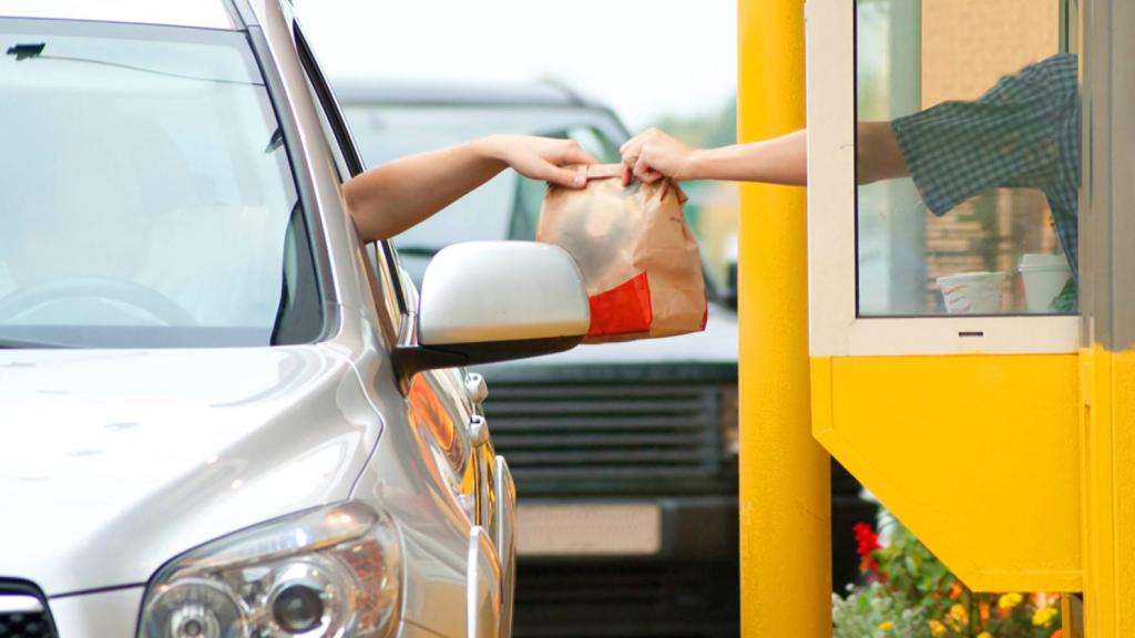 La tecnología de Dynamic Yield se implementará en el menú de su servicio para automóviles.