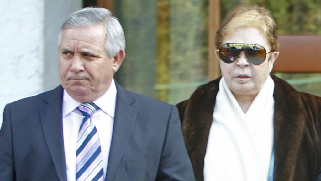 Daniel Pontes, su heredero universal, junto a Lina Morgan en imagen de archivo.