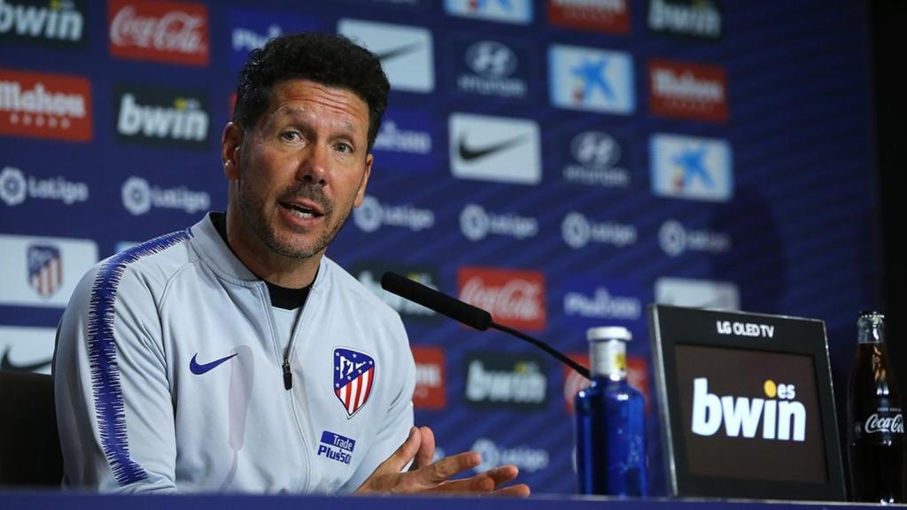 Diego Pablo Simeone, entrenador del Atlético, en rueda de prensa. Foto: Twitter (@Atleti)