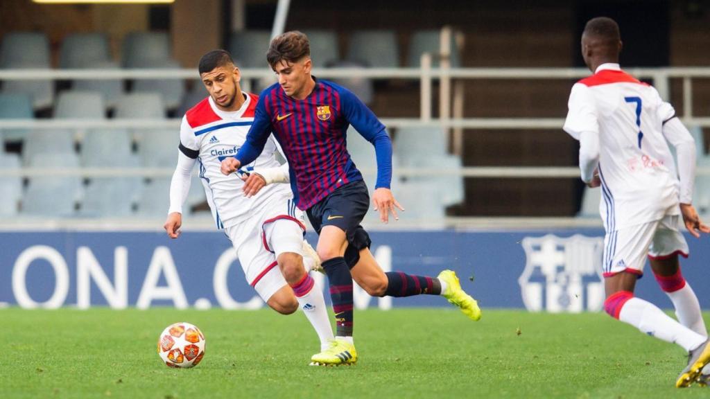 Partido entre el Barça y el Lyon de la UEFA Youth League. Foto: Twitter (@FCBmasia)