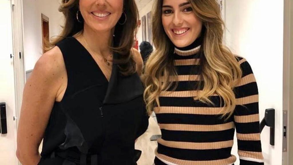 Paz Padilla y su hija Anna con la que se ha aventurado a formar un nuevo negocio.