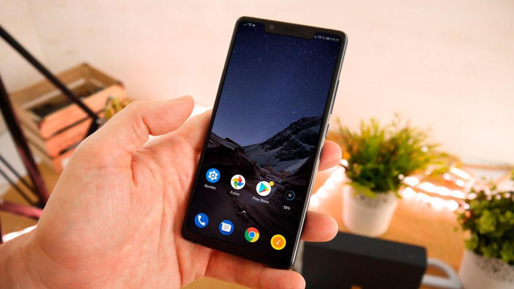 El modo oscuro llega al Poco Launcher ¡pruébalo ya en tu móvil!