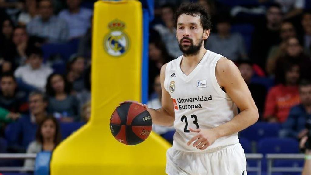 Sergio Llull durante un partido del Real Madrid.