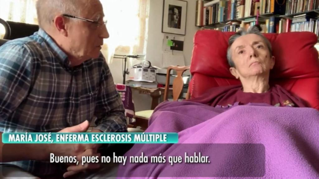 Captura del vídeo en el que Ángel explica la grabe situación en la que se encuentra y mujer y el deseo que tiene de morir.