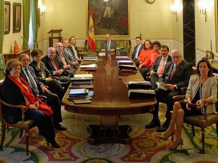 El pleno del Tribunal de Cuentas en la época del proceso selectivo controvertido./